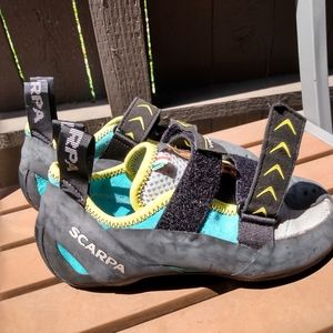Women's Climbing Shoes